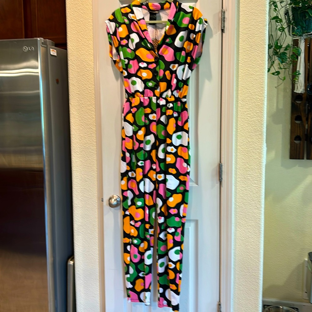 Nooworks “Magic suit” pantsuit, size Large in “eggs” print, new with tags.